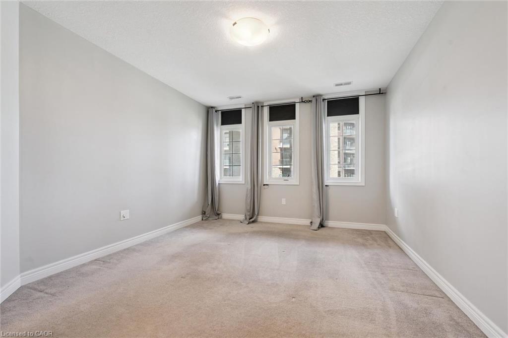 207-333 Gosling Gardens Property Photo 29