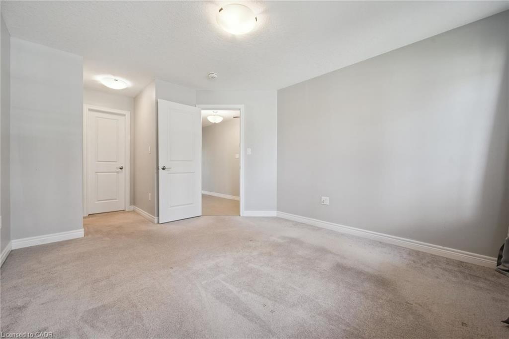 207-333 Gosling Gardens Property Photo 30