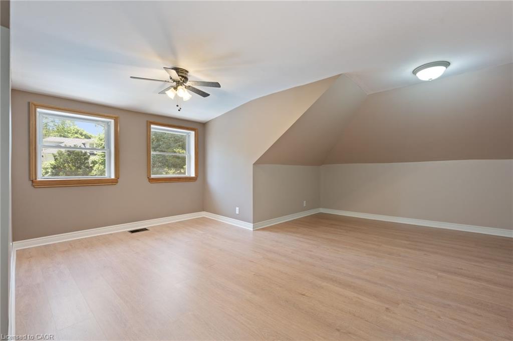 411 St Andrew Street Property Photo 26