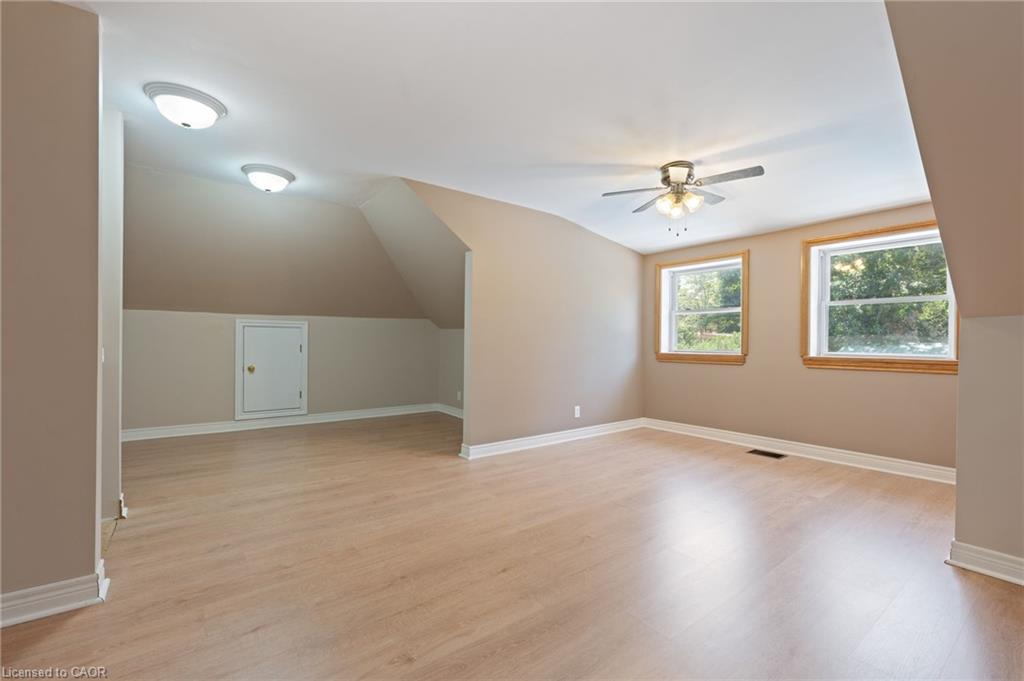 411 St Andrew Street Property Photo 27