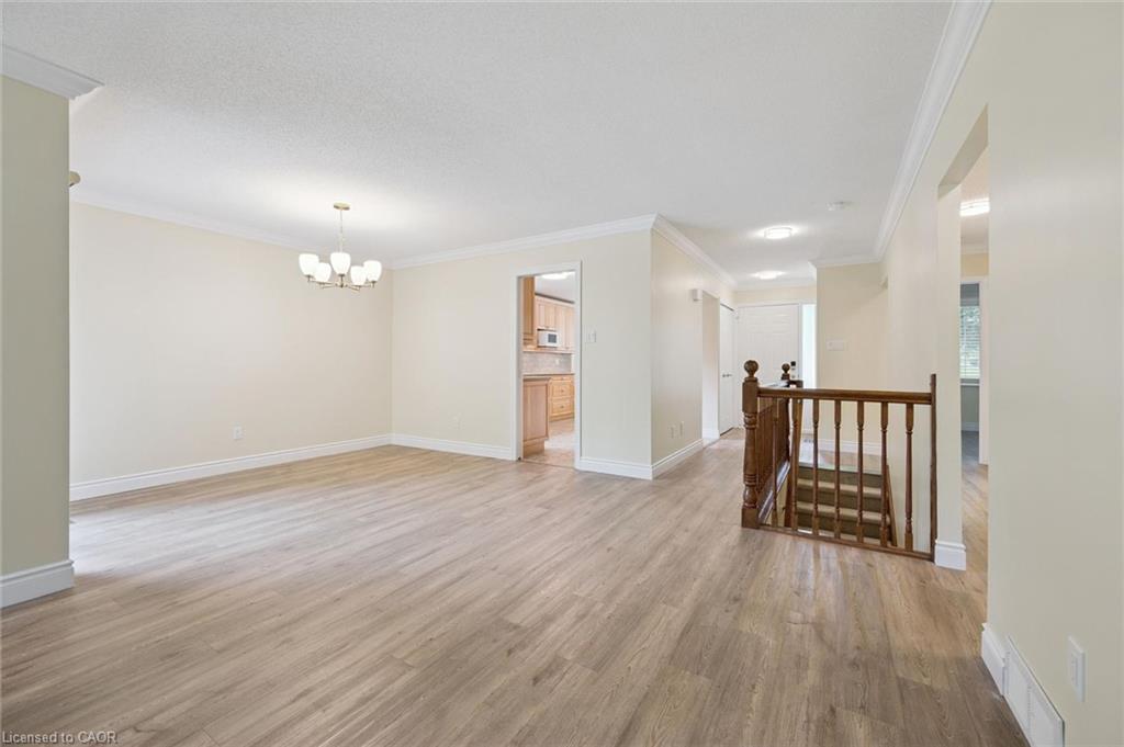 4-311 George Street N Property Photo 13