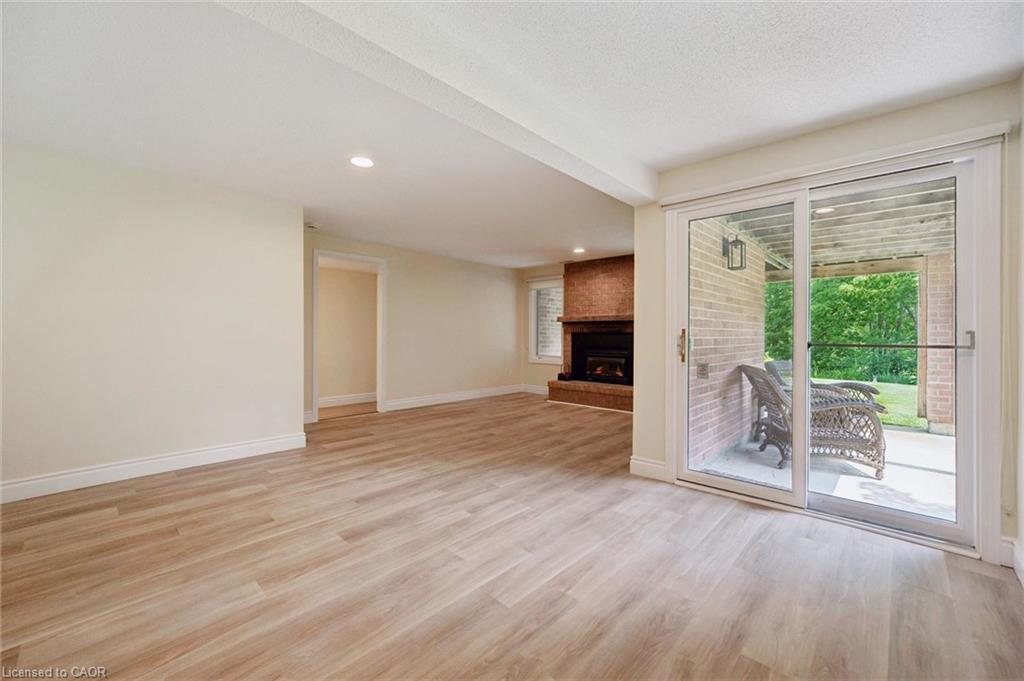 4-311 George Street N Property Photo 27