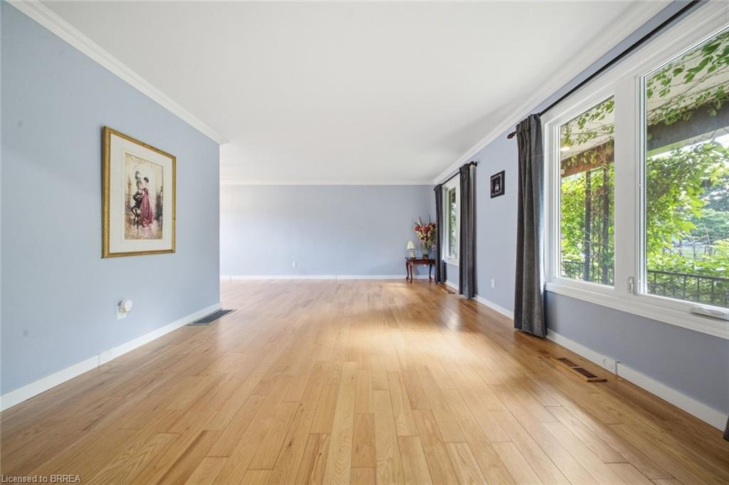 106 Memorial Drive Property Photo 3