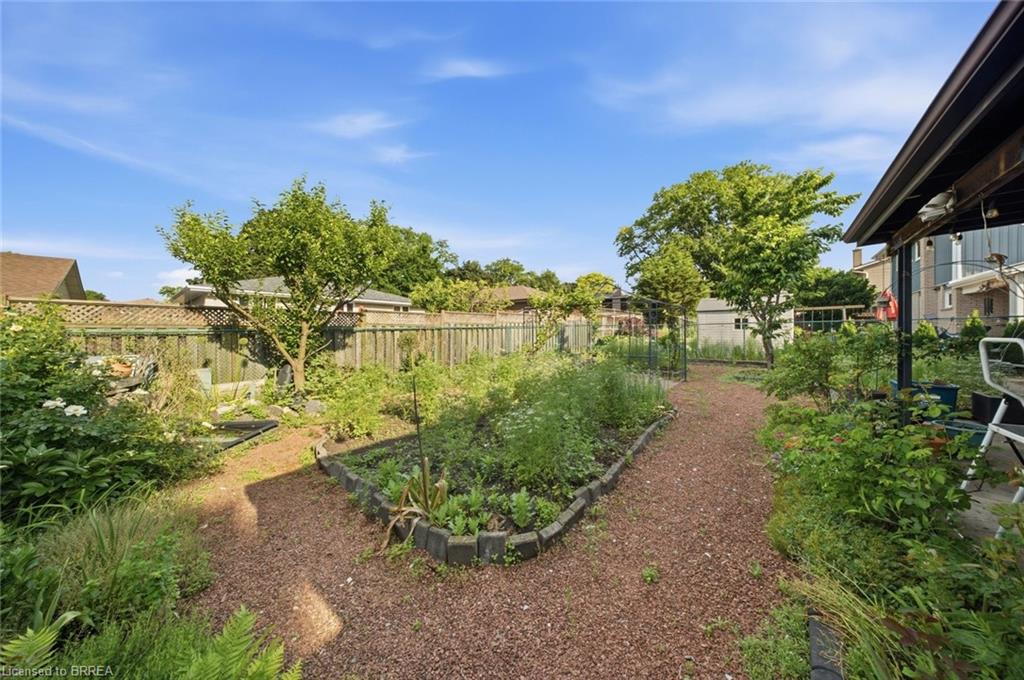 106 Memorial Drive Property Photo 32