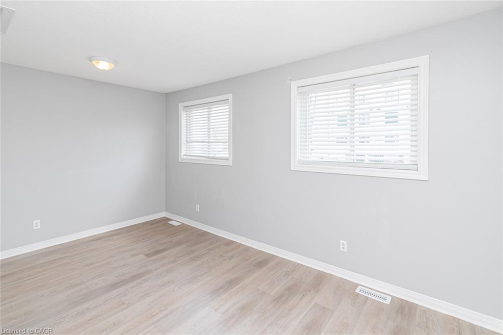 4-20 Niagara Street Property Photo 11