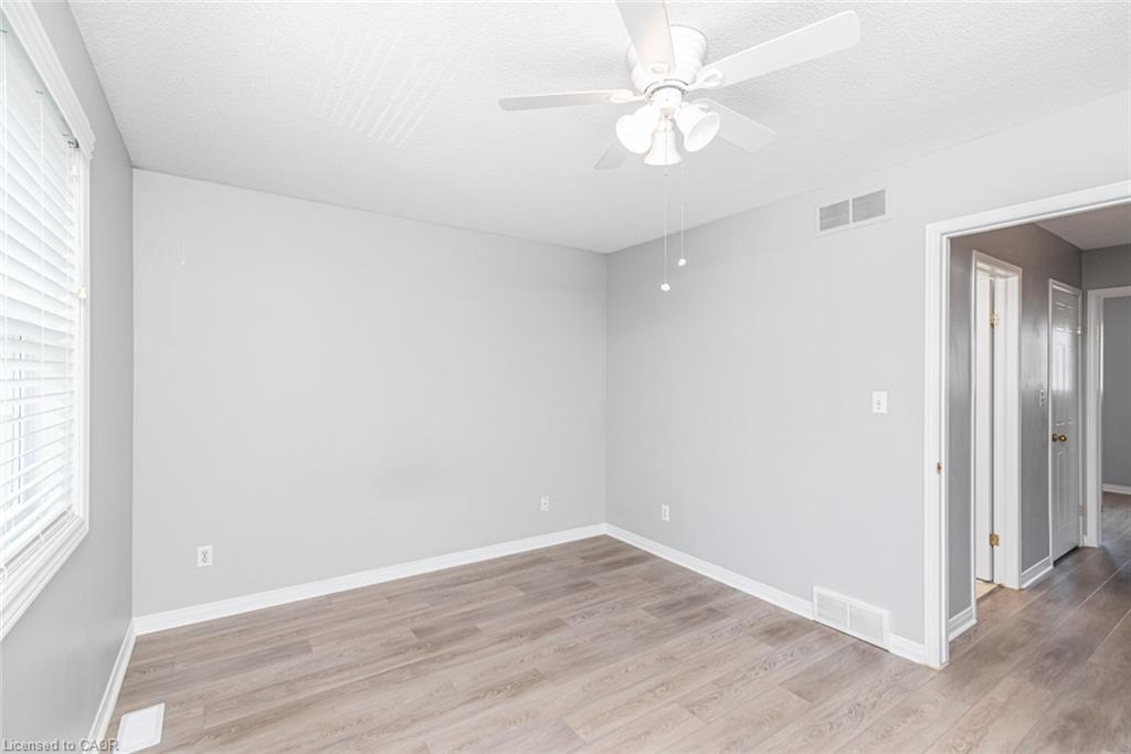 4-20 Niagara Street Property Photo 15