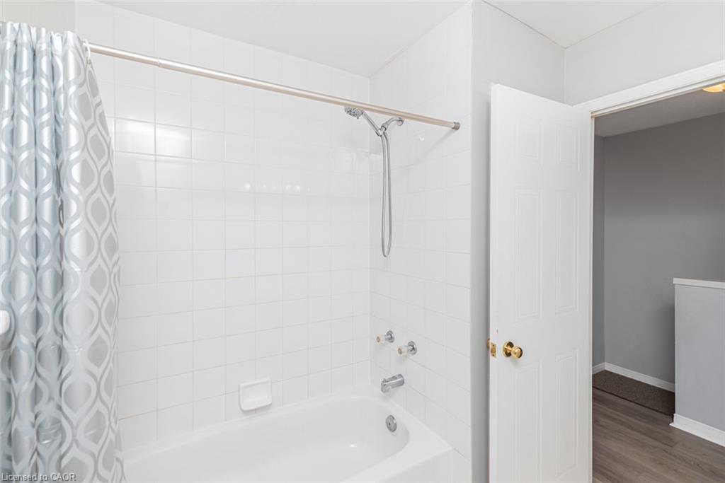 4-20 Niagara Street Property Photo 18
