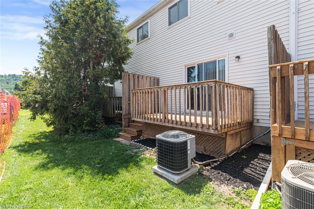 4-20 Niagara Street Property Photo 22