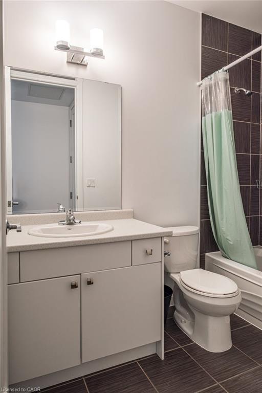 412-112 King Street E Property Photo 9