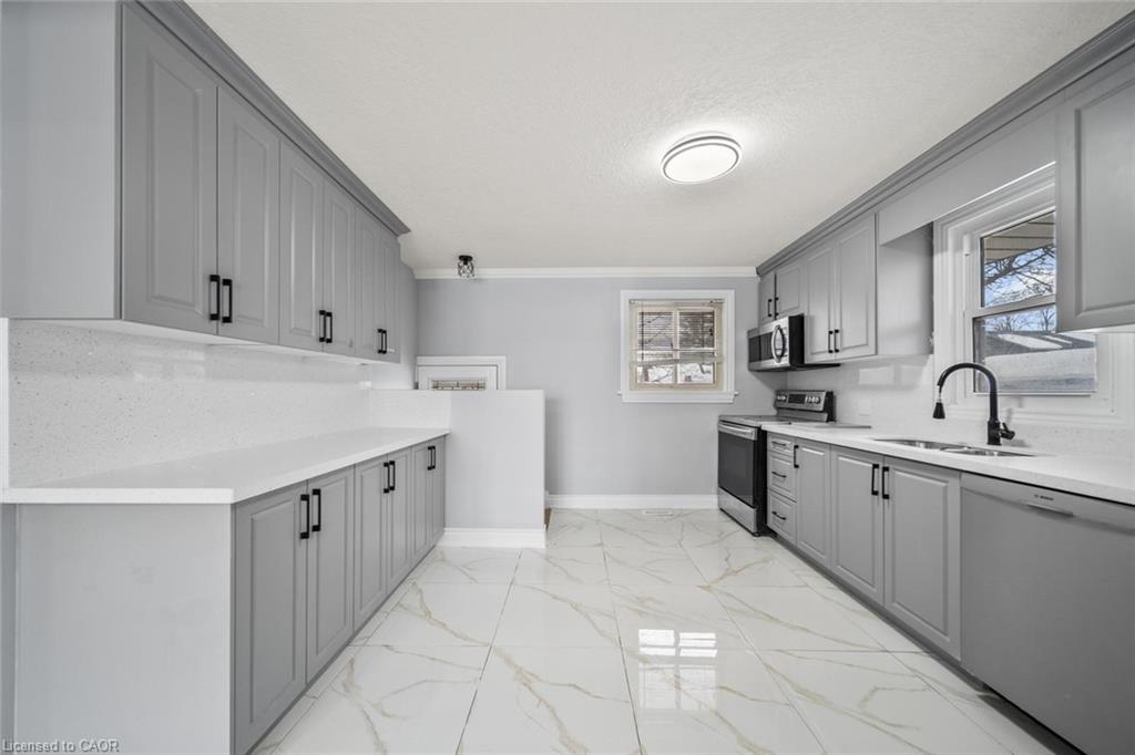 40 Donald Street Property Photo 9