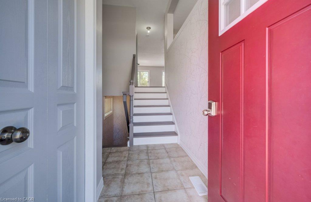 30-105 Pinnacle Drive Property Photo 5