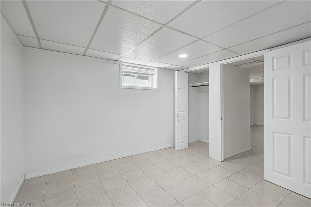 4989 Willmott Street Property Photo 5