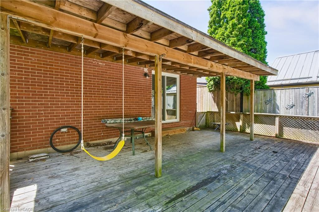 4989 Willmott Street Property Photo 9