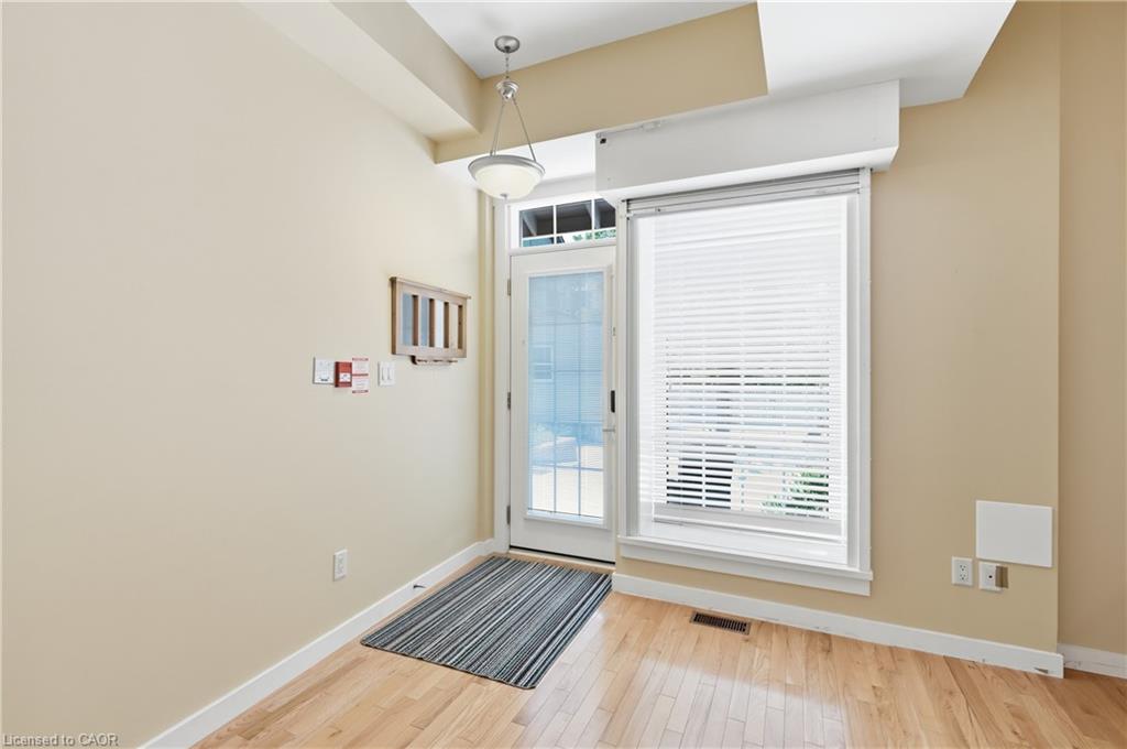 7-49 Ontario Street Property Photo 8