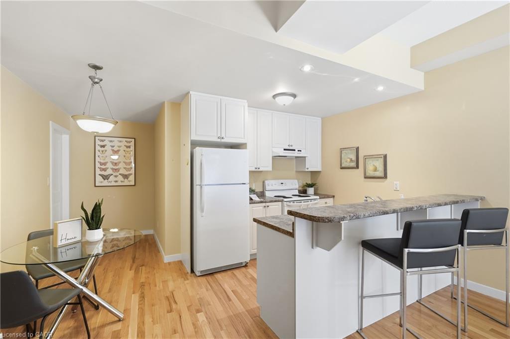 7-49 Ontario Street Property Photo 15