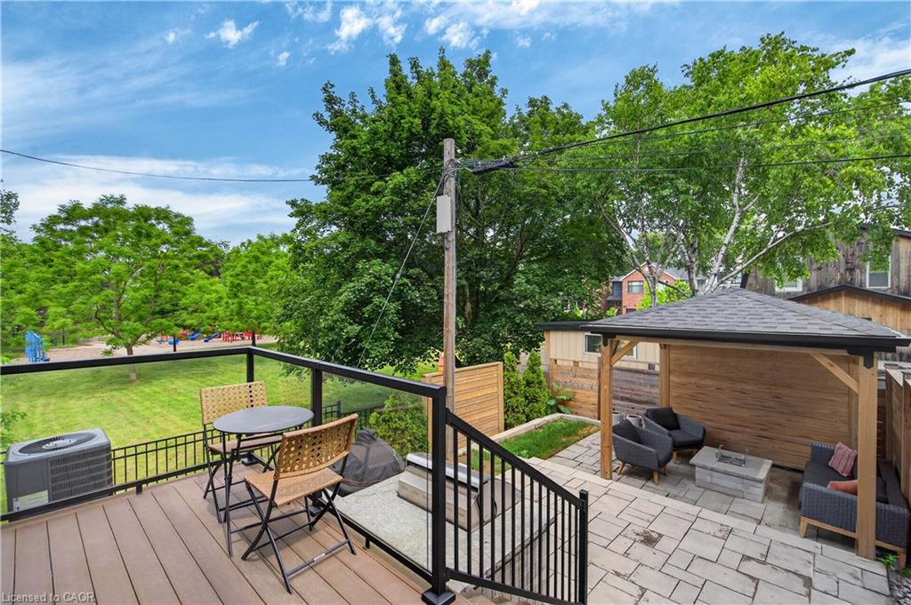 206 Canada Street Property Photo 39