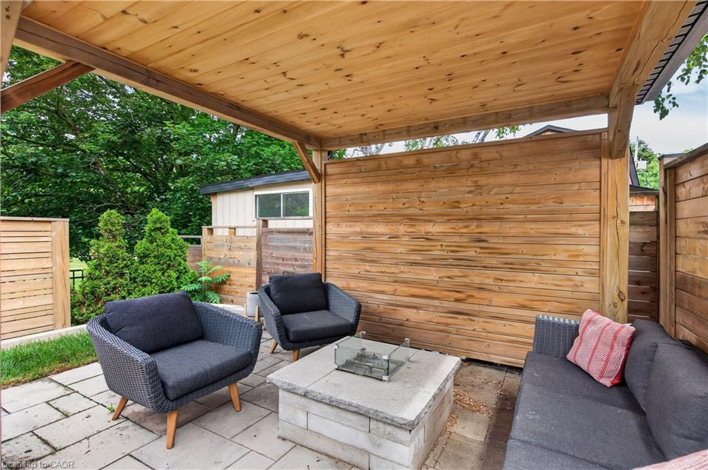 206 Canada Street Property Photo 41