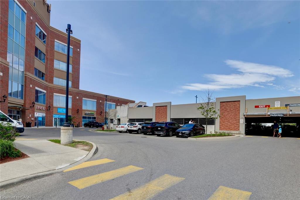 217-2525 Old Bronte Road Property Photo 6