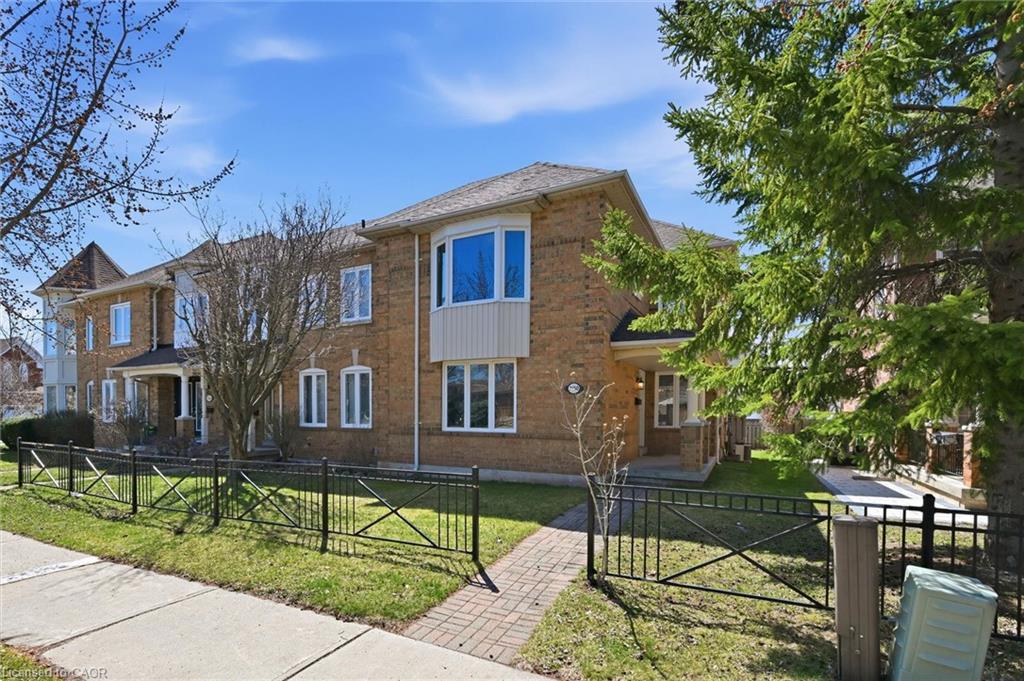 2150 Fourth Line Property Photo 2