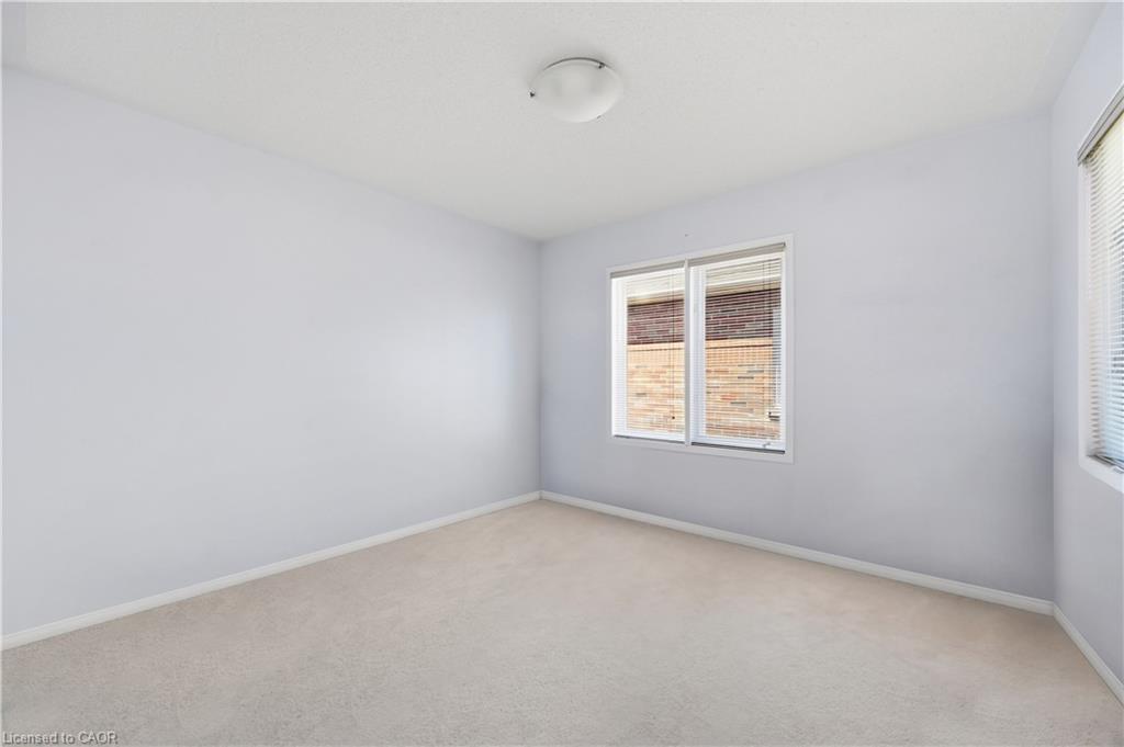 2150 Fourth Line Property Photo 34