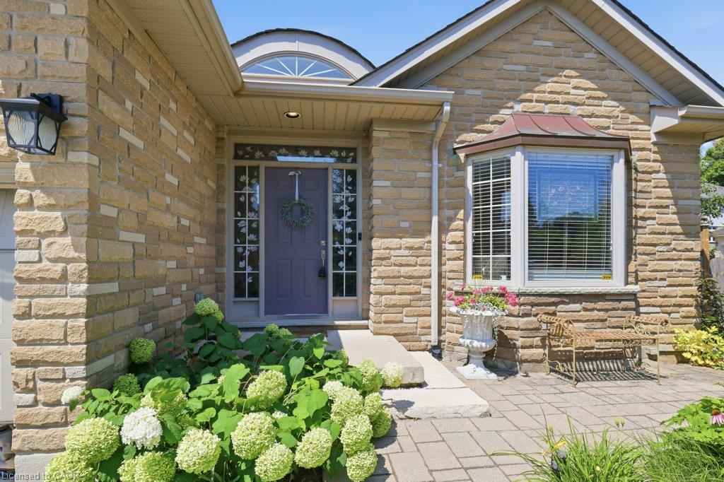 515 Birchleaf Walk Property Photo 2