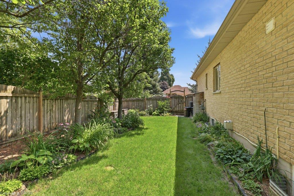515 Birchleaf Walk Property Photo 32