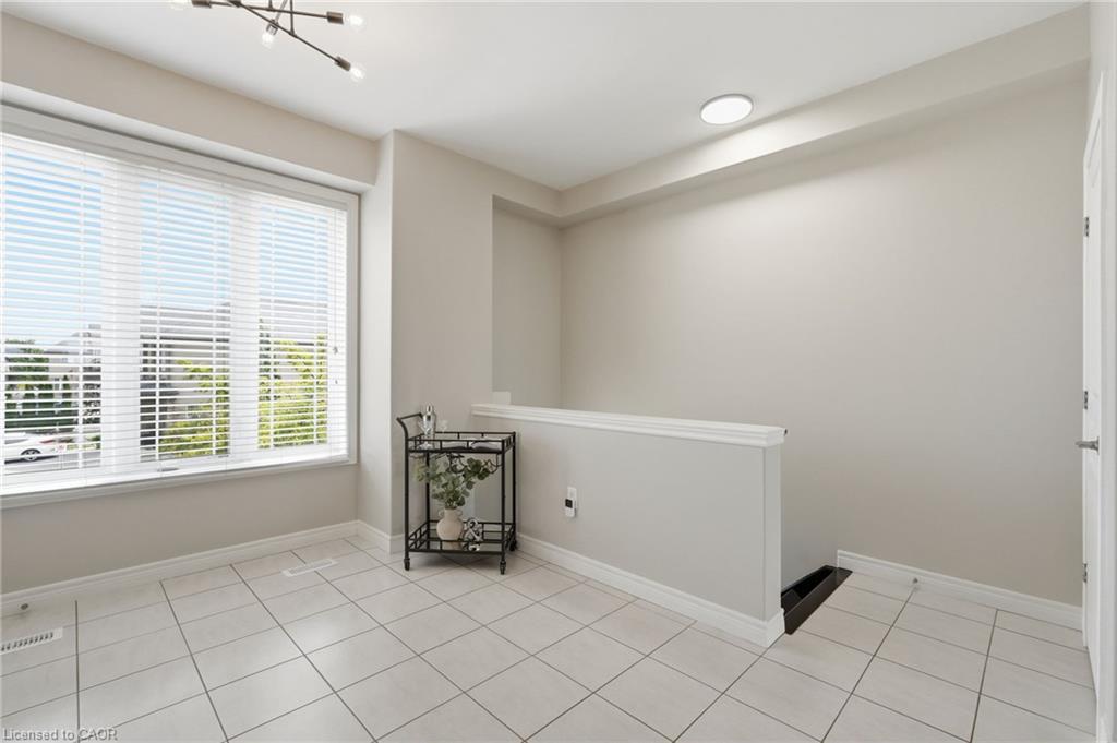 31 Edenrock Drive Property Photo 3