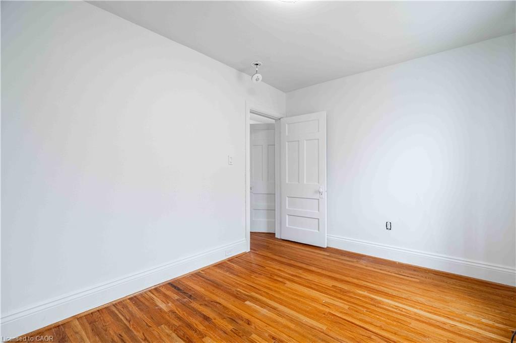 2-58 St. Matthews Avenue Property Photo 13