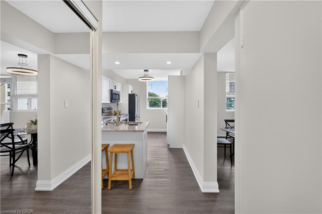 401-700 Dynes Road Property Photo 8
