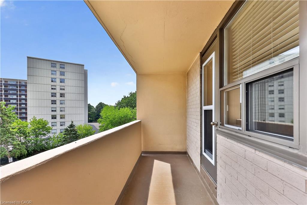 401-700 Dynes Road Property Photo 29