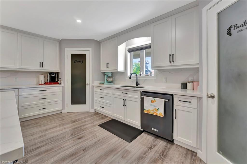 12 Albert Street Property Photo 10