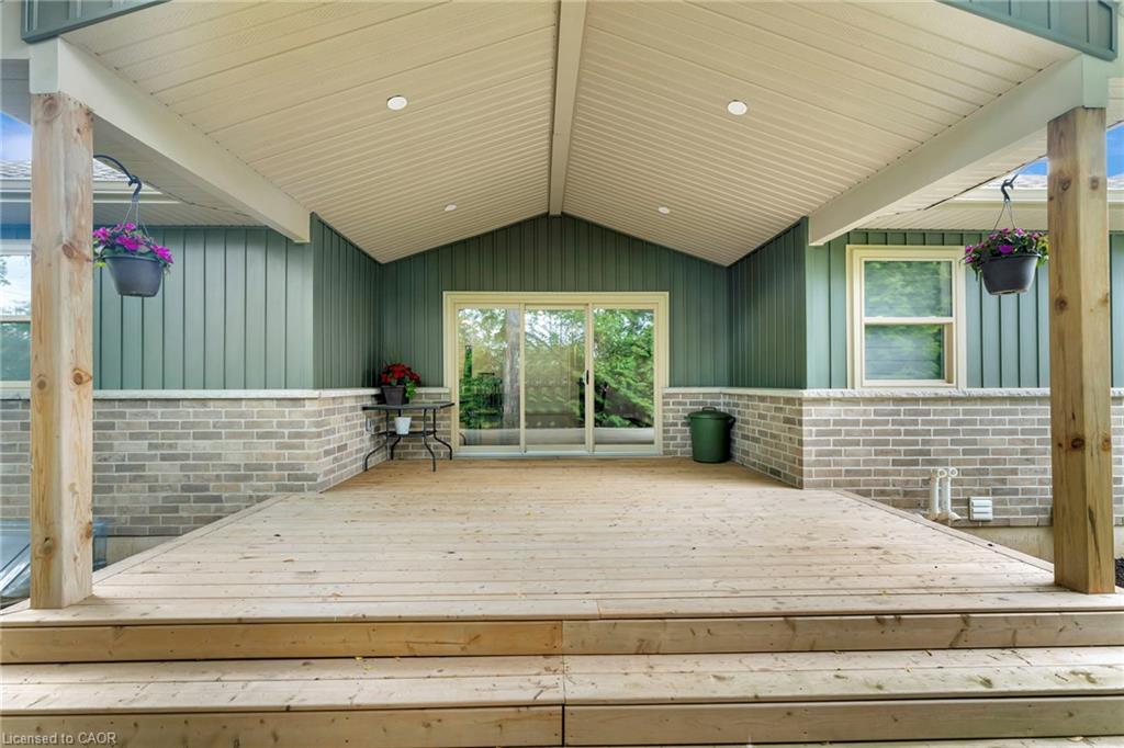 12 Albert Street Property Photo 31