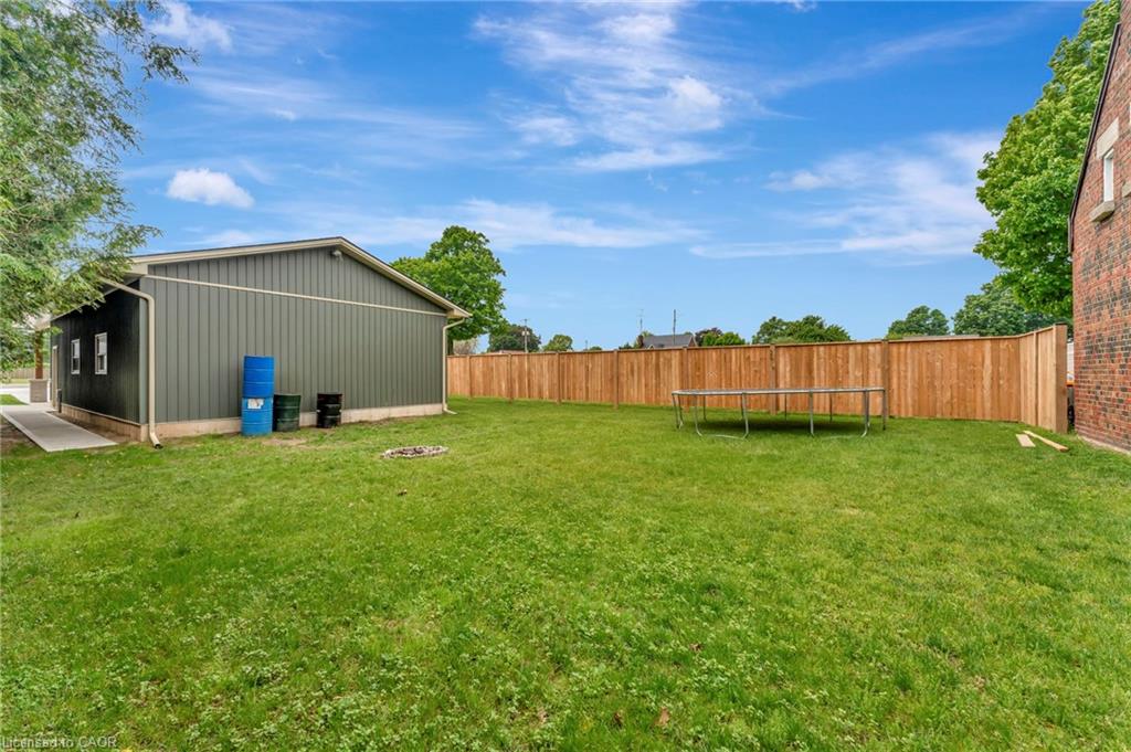 12 Albert Street Property Photo 36