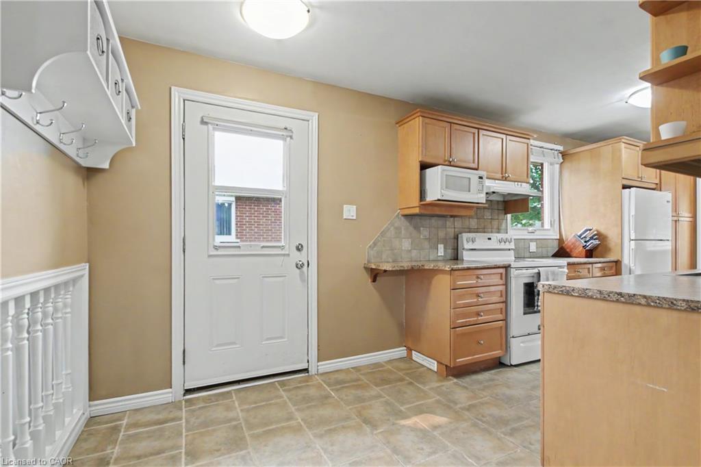 B-484 Redfox Road Property Photo 5