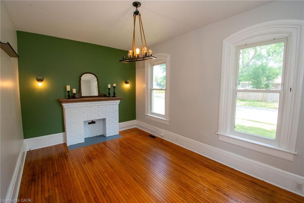 820 Cedar Street Property Photo 6