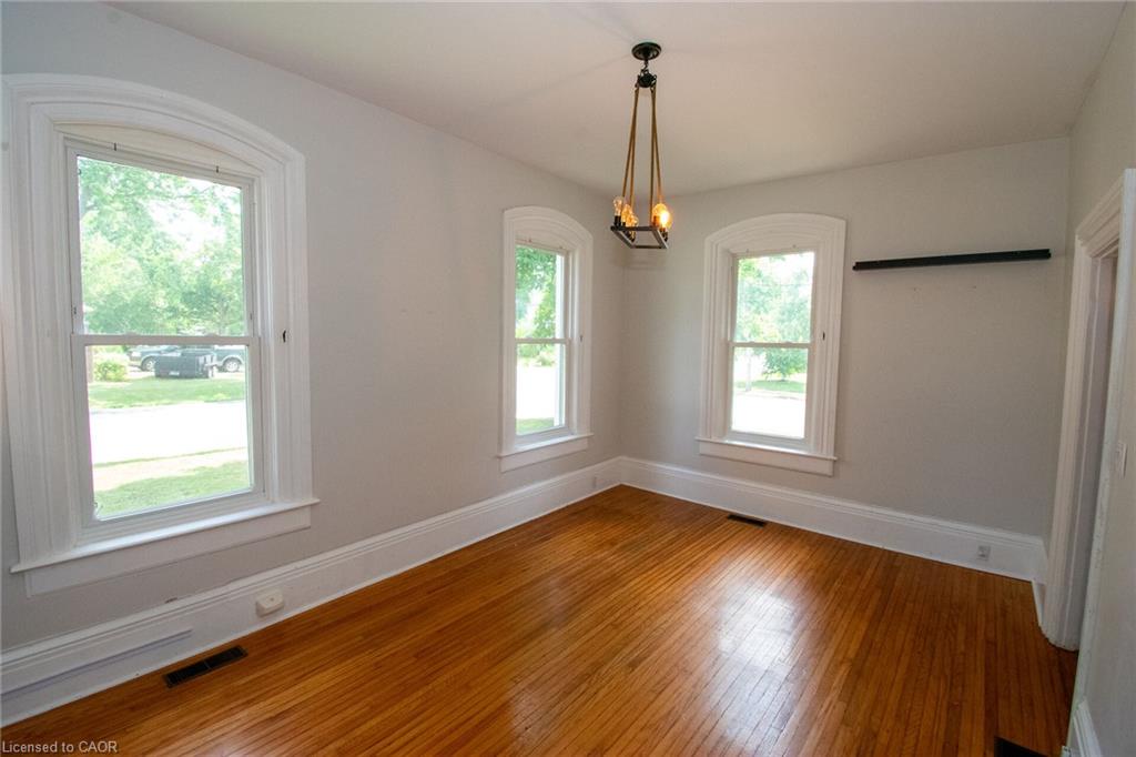 820 Cedar Street Property Photo 8