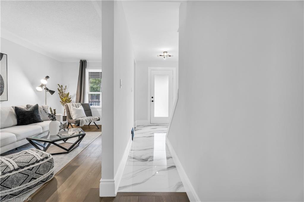 10 Gordon Street Property Photo 3
