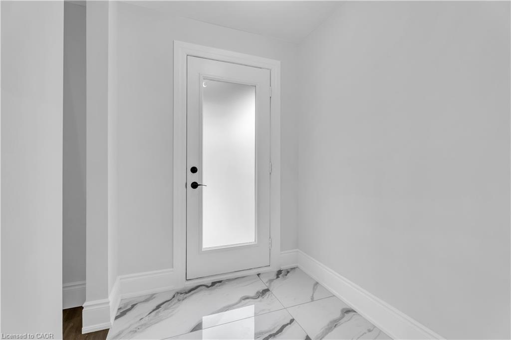 10 Gordon Street Property Photo 4