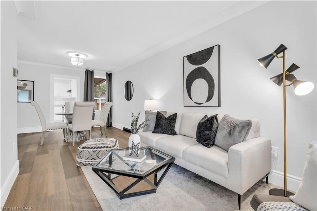 10 Gordon Street Property Photo 6