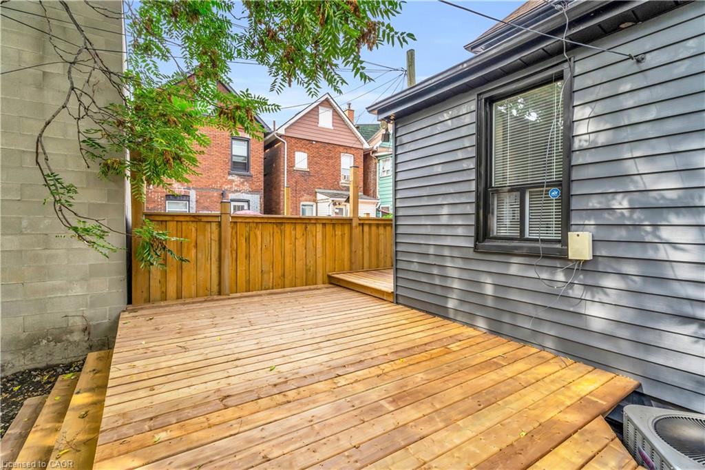 10 Gordon Street Property Photo 29