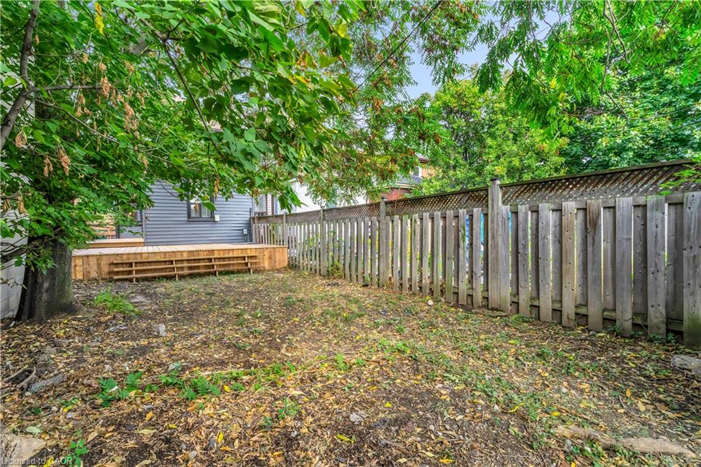 10 Gordon Street Property Photo 31