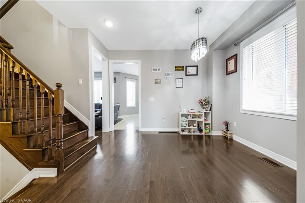 792 Arthur Parker Avenue Property Photo 3