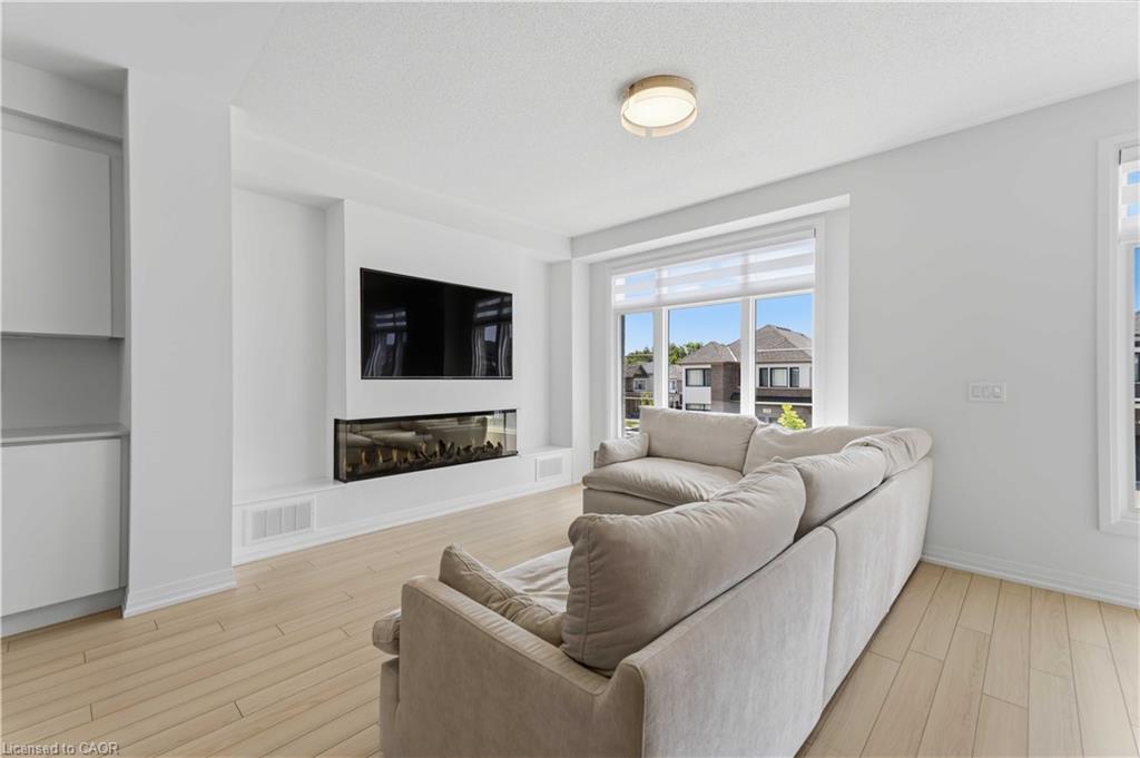170 Spitfire Drive Property Photo 12