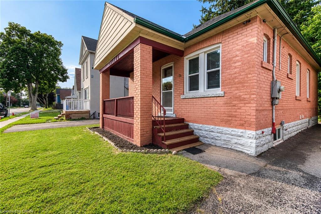 74 Royal Avenue Property Photo 2