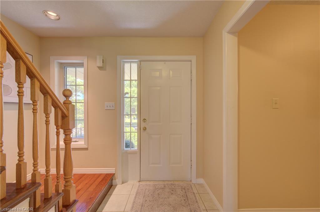 323 Hidden Creek Drive Property Photo 3
