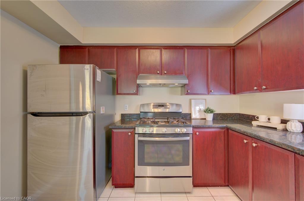 323 Hidden Creek Drive Property Photo 10