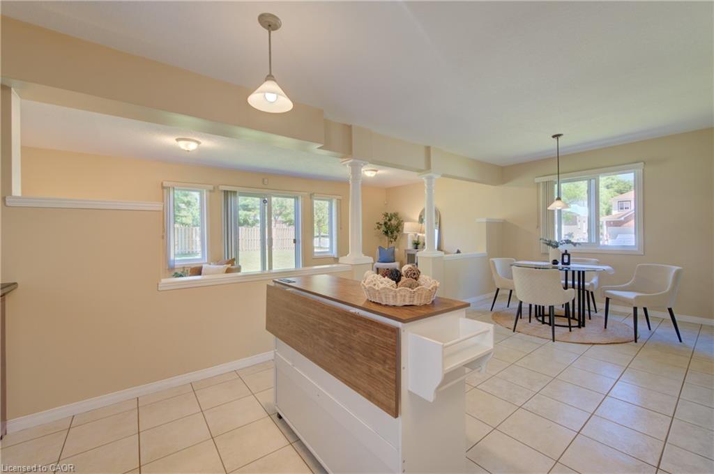 323 Hidden Creek Drive Property Photo 11