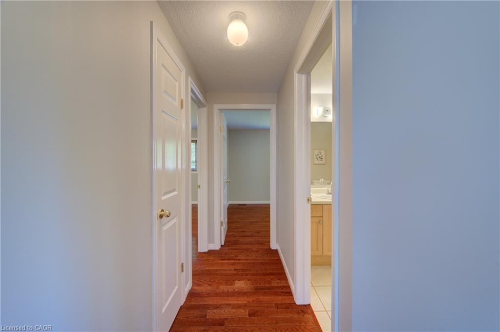 323 Hidden Creek Drive Property Photo 22
