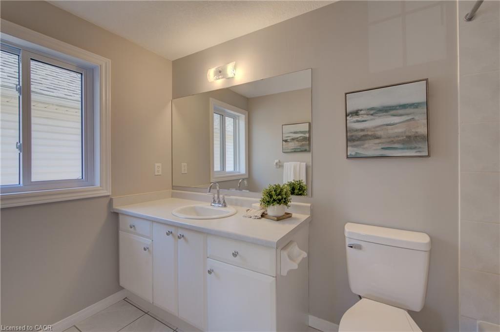 323 Hidden Creek Drive Property Photo 28