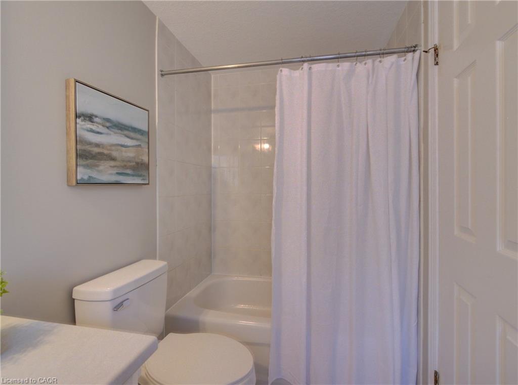 323 Hidden Creek Drive Property Photo 29